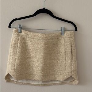 Sachin and Babi size 4 Cream Textured Mini Skirt
